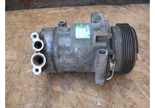 Компресор кондиціонера Renault Clio II, Kangoo, Twingo, 1.1, 1.2, 7700115830, 7700111182, 7701499885